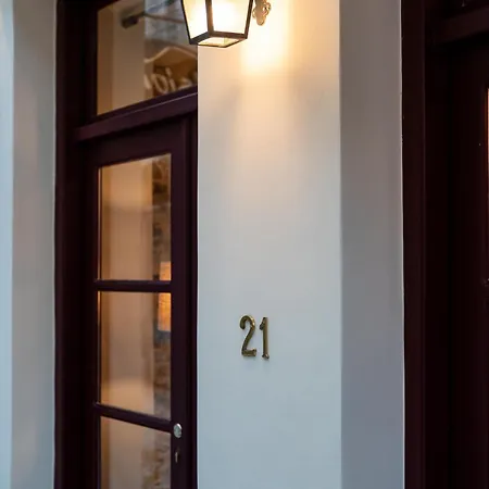 Isioni Guest house 4*