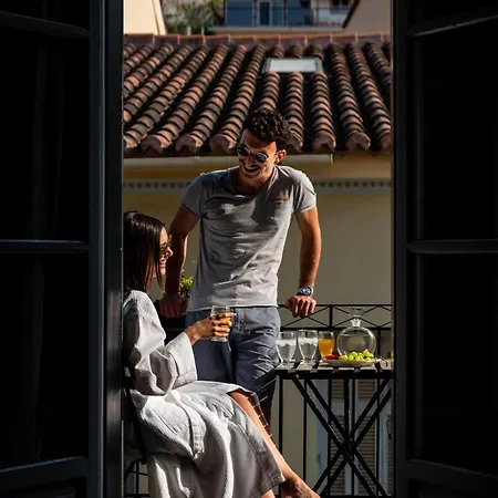 Isioni 4* 나플리오