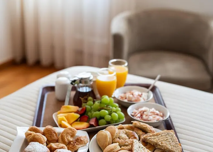 Isioni 4* نافبليو