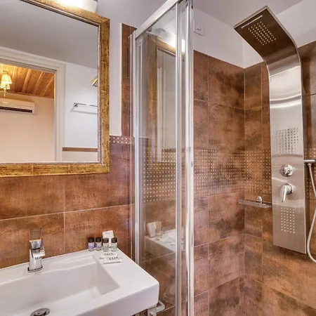 Casa de hóspedes Isioni 4*