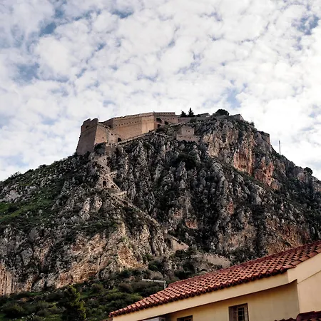 Gasthuis Isioni Nauplion